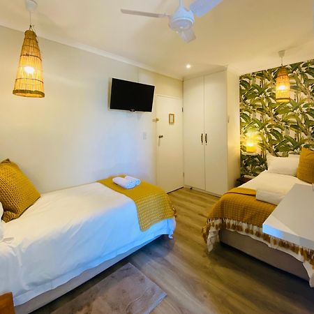 Dolphin Circle Bed And Breakfast Plettenberg Bay Exterior photo