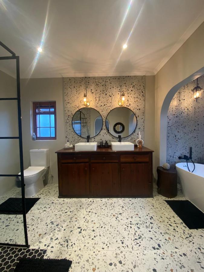 Dolphin Circle Bed And Breakfast Plettenberg Bay Exterior photo